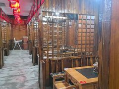 -果松木炭酸菜铜火锅·外婆参鸡汤