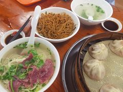 -忆秦园小笼包(惠山古镇总店)