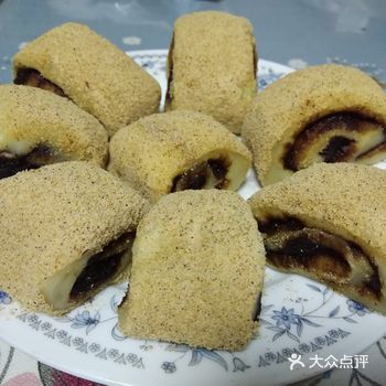 简易版老北京名小吃驴打滚出炉了