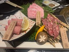 -山川小町·极番烧肉(新地假日广场店)