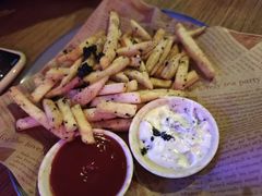 -MARU玛露音乐餐厅(大学路店)