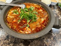 -灶知轩湘西石锅鱼(万佳广场店)