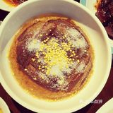 上面撒了一点新鲜橙皮颗粒，很解腻。独特的甲鱼做法