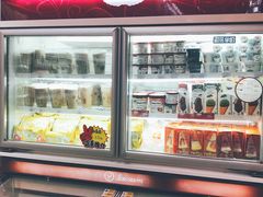 -全家便利店(愚园店)