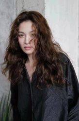 -十六番发型师事务所