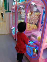 -Qmiss家庭娱乐中心(恒隆广场店)