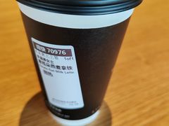 -星巴克臻选(上海合生汇1F店)
