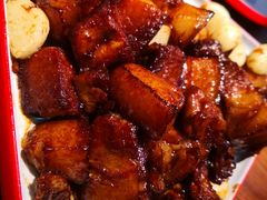 老闵红烧肉-老闵田螺馆·南昌市井菜·特色小吃(总店)