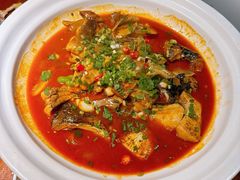 -魏铭鱼头捞饭(晋阳路店)