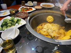 -袁小二大东北铁锅炖(吉祥村总部)