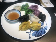 五味海鲜水饺拼盘-东莱馋房(陆家嘴店)