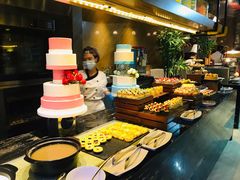 -广州汇华希尔顿逸林酒店