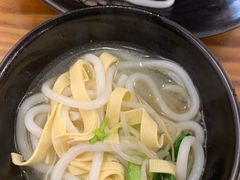 -丽虹云南过桥米线(兴工街店)
