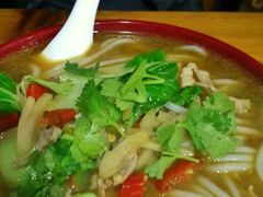 -牛八宝桂林米粉(八里庄店)