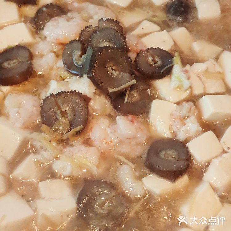 干贝鲜虾海参豆腐羹
