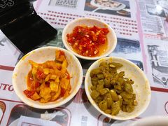 -双燕楼·手工馄饨·汤面小吃(世纪汇店)
