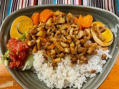 妈妈的焖肉炒饭-源一咖啡馆(麒麟巷步行街店)