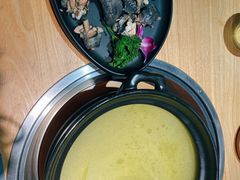 -一朵菌·野生菌探索家火锅(南亚店)
