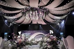 -艾米婚纱&婚礼策划