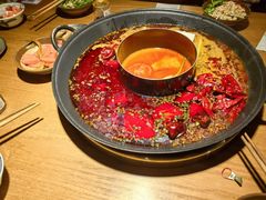 -卤校长重庆火锅(银泰城店)