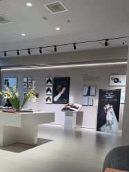 -乐派诗婚纱摄影