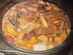-芸鲜季·云南野生菌餐厅· 云南风物味研社(闵行店)