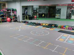 -CXFIT 陈徐健身工作室(凯旋店)