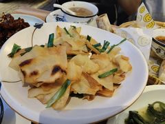 -董厨煨汤馆(车站路店)