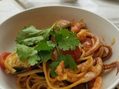 酸辣海鲜意面-农畉LONFOOD(福田星河COCOPark店)