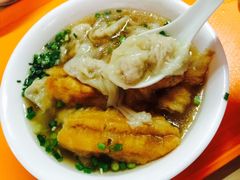-张阿三馄饨店