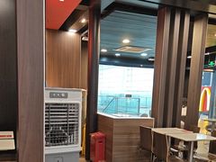 -麦当劳(深圳北站高铁店)