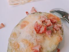 培根奶酪烤牛油果-许仙楼餐厅