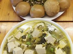 -云河农家乐饭店(福禄缘树山店)