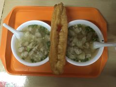 -张阿三馄饨店