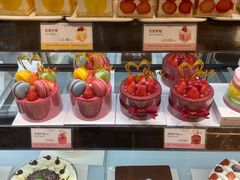 零售区-罗森尼娜(德思勤店)