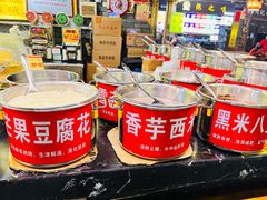 -水街美食城(泛宇邕江一品店)