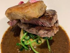 香煎鹅肝牛里脊-弘雅饭店