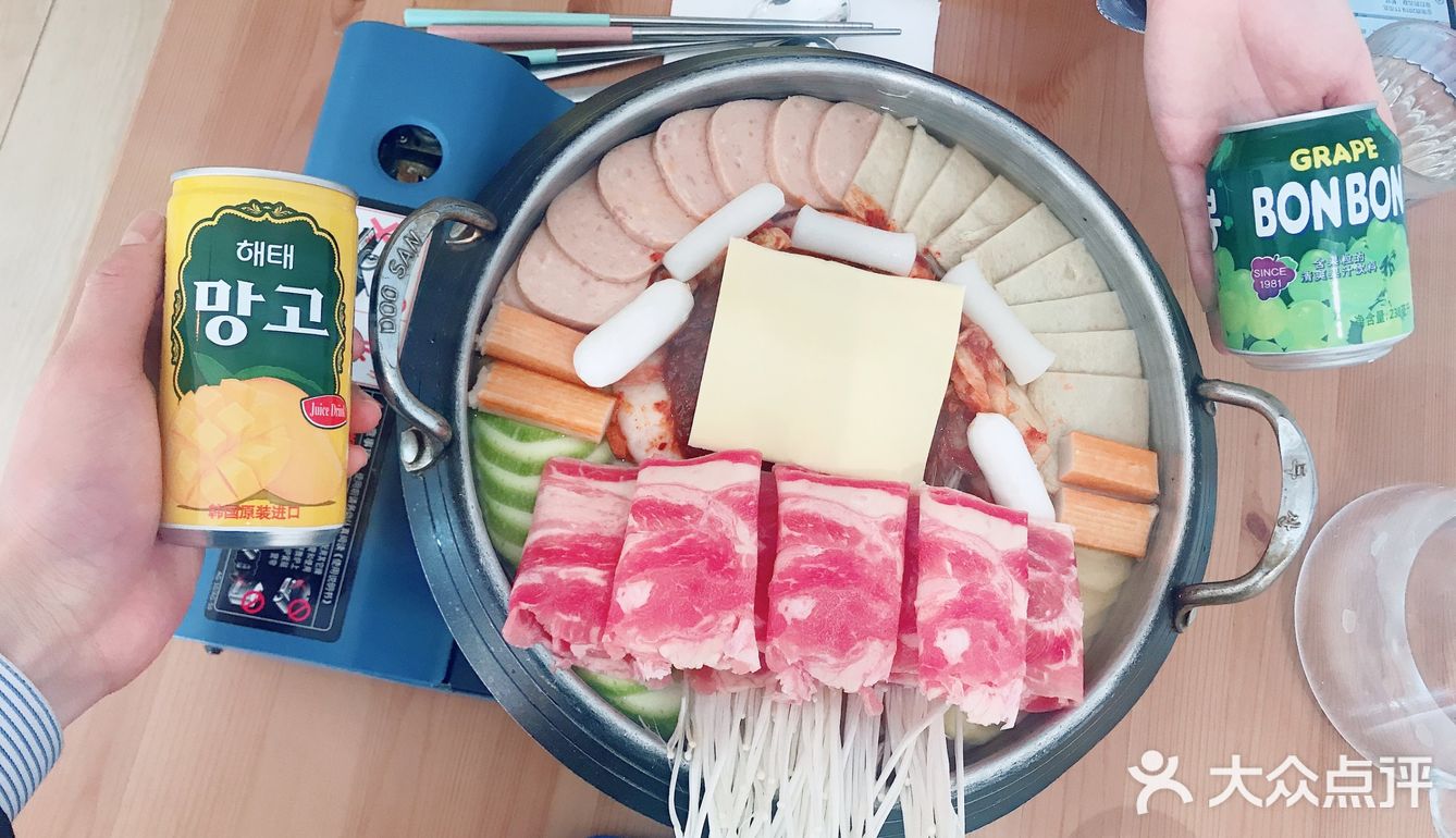 可以关注一下。中午饭点需要提前预订，不然会白跑一趟哦