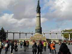 -人民防洪胜利纪念塔