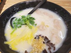 -渔米丰·广府鱼汤米线(光明广场店)