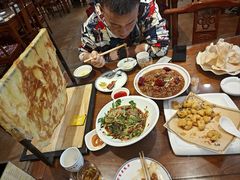 -那家老院子东北菜·饺子·小鸡炖蘑菇(艳华街店)