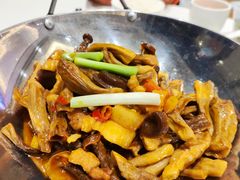-云庭汇·粤菜海鲜(东盟盛天地店)