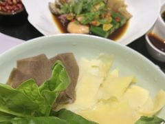 -红鼎豆捞·非遗鲍皇汤火锅(宝丰路店)