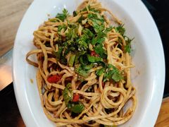 香菜干丝-三里屯土灶炖公鸡地锅鸡(江东店)