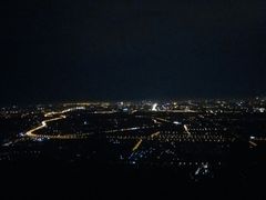 -鬼笑石后山停车场