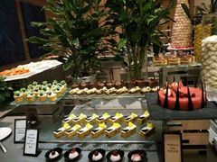 -海口绿发希尔顿酒店-田园汇自助餐·三文鱼·海鲜