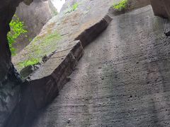 -伍山石窟