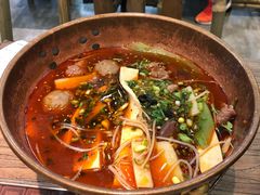 -成都你六姐·牛肉冒菜(上海环宇荟店)