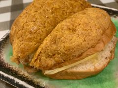 -新大咀港式茶餐厅(宝山万达店)