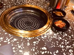 -黑牛の場烤肉(摩天活力城店)